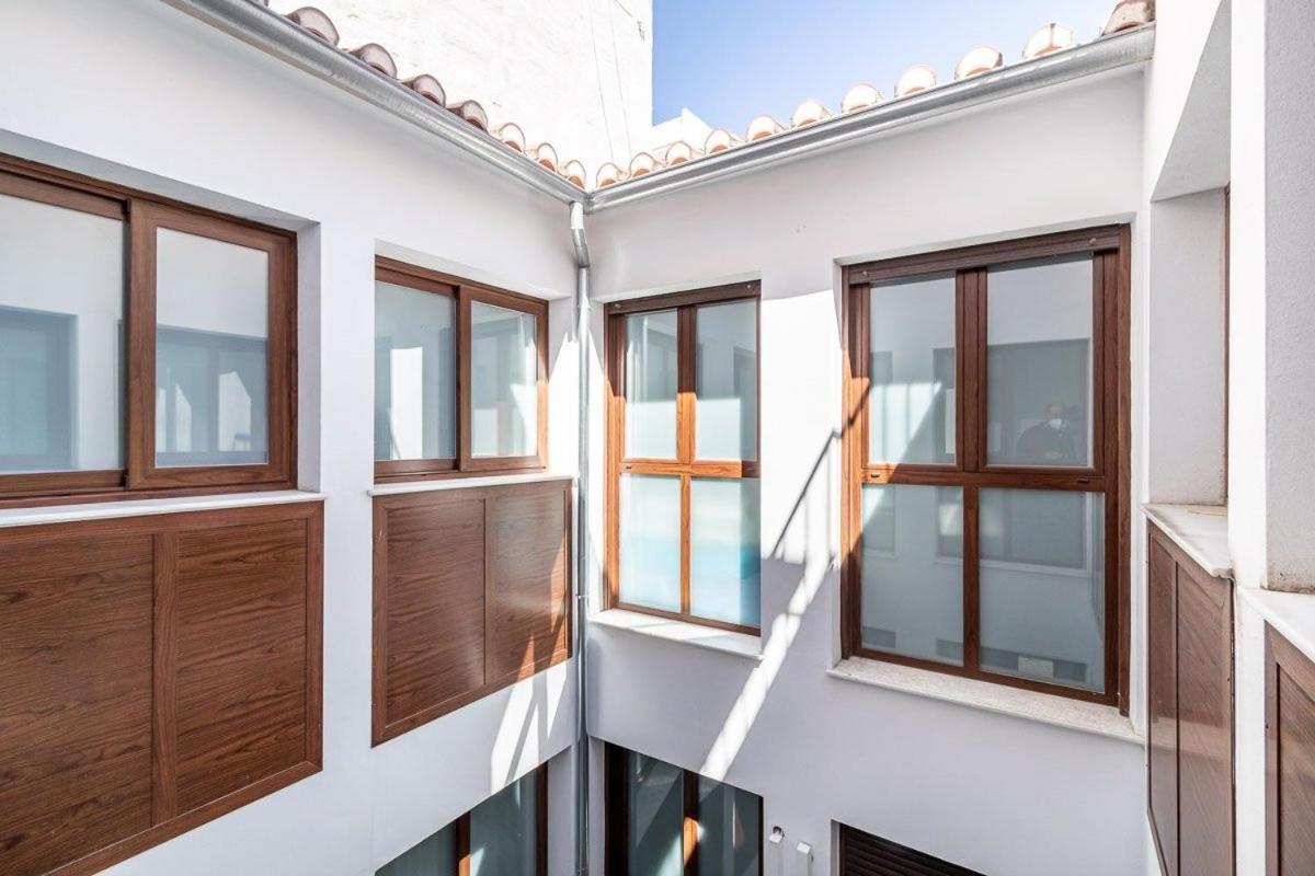 גרנדה 3 Bedroom Elegant & Cozy City Centre מראה חיצוני תמונה